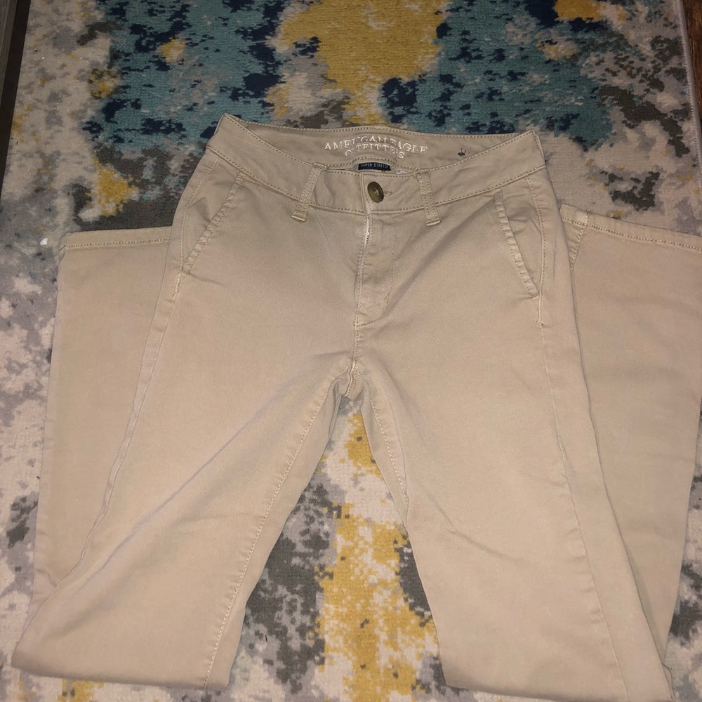 American Eagle Womens Super Stretch Skinny Size 2 Khaki